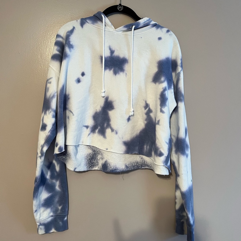 Cropped tie dye hoodie. EUC